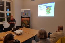 Susanne Wangert berichtete beim Regionaltreffen Ost am 26.02.2020 von der Nitratbelastung im Grundwasser, die durch die intensive Landwirtschaft entsteht – Foto: NABU / Laura Klein